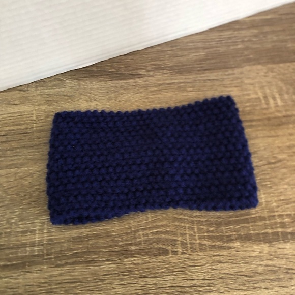 Hand Knit Blue Knot Headband with Button - Picture 4 of 8